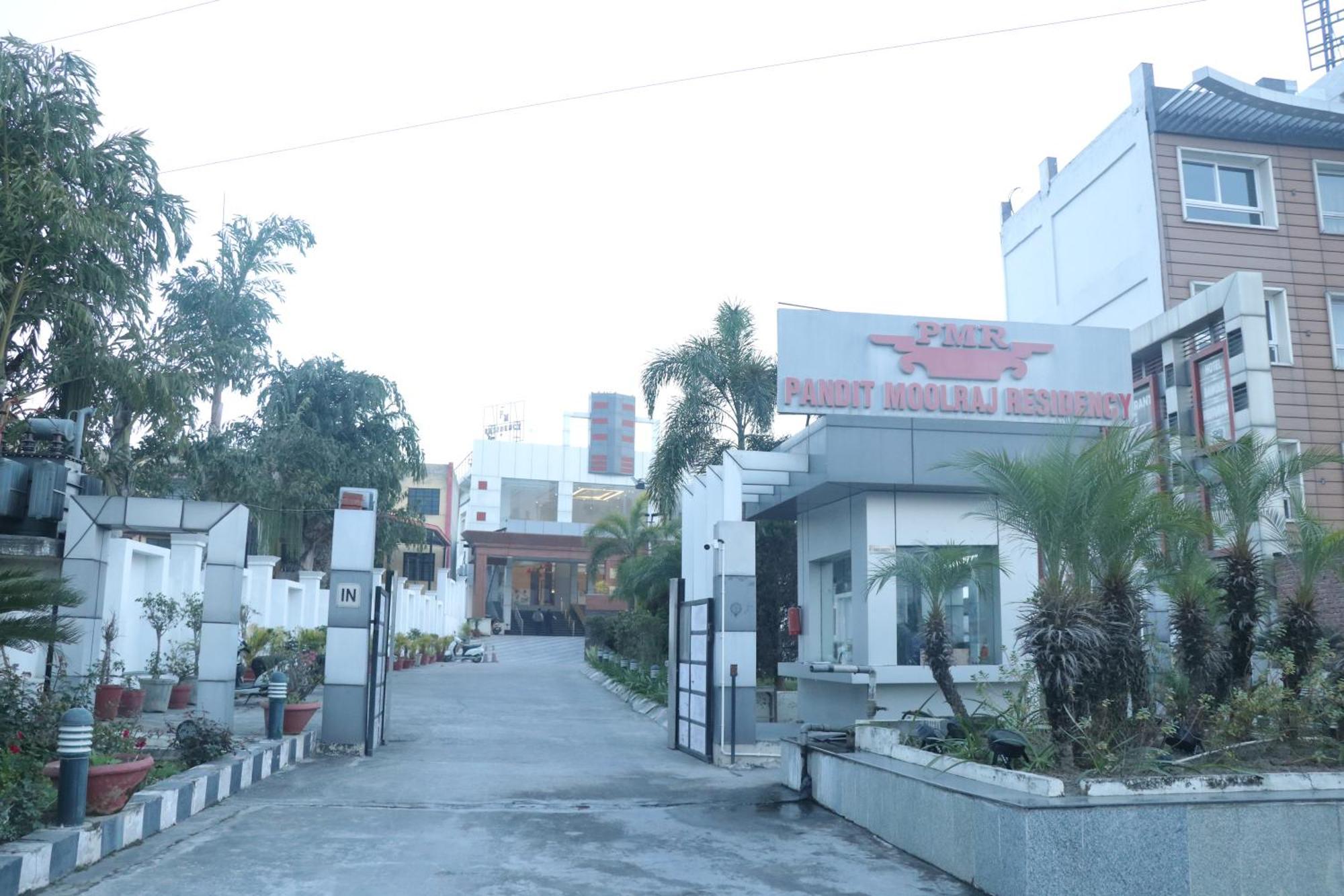 Pt Moolraj Residency Hotel Una  Exterior photo