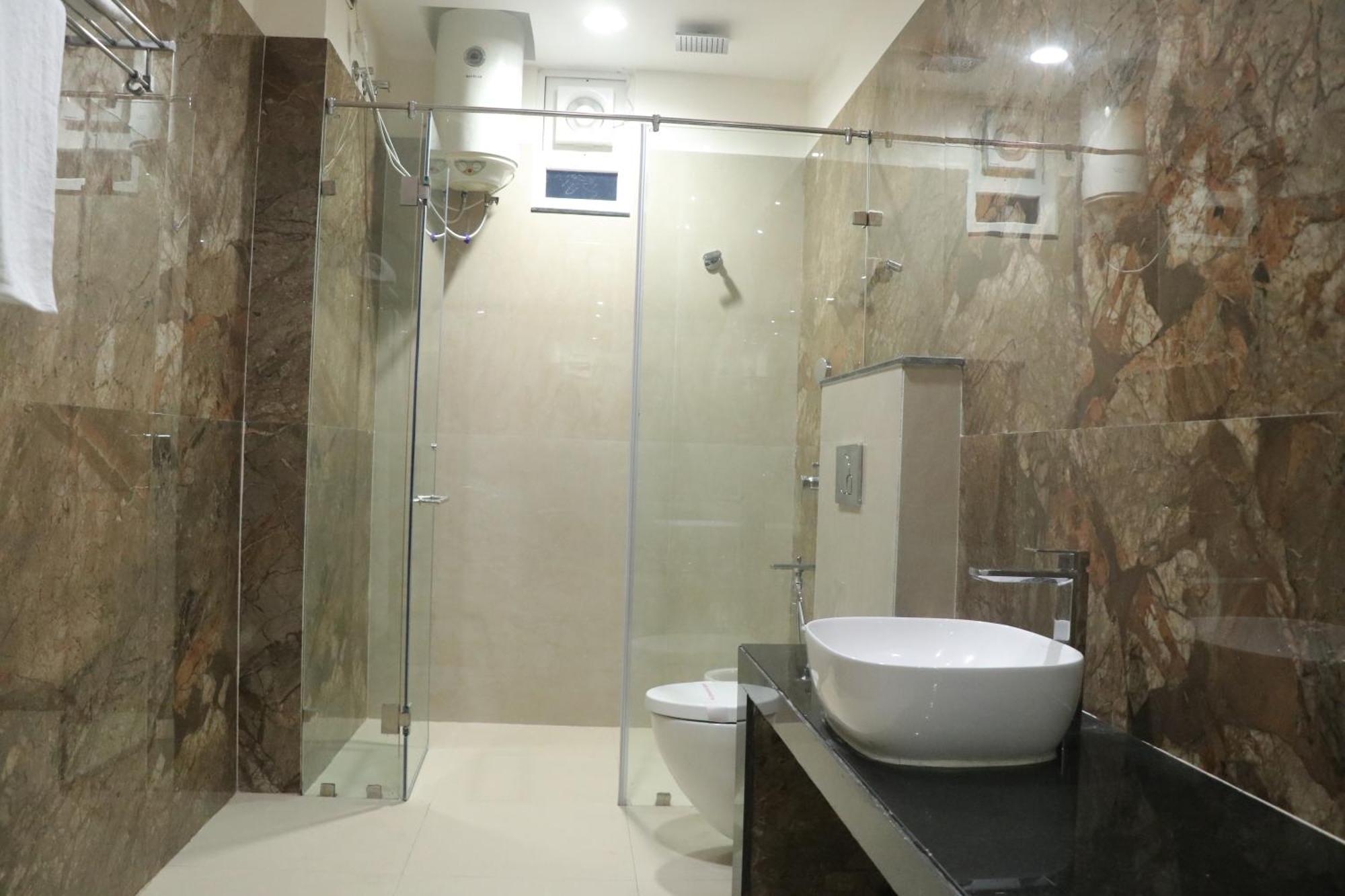 Pt Moolraj Residency Hotel Una  Exterior photo